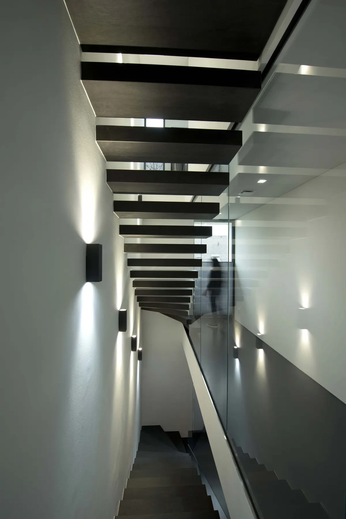 Stahltreppe – Mutterfirma AN Treppenbau
